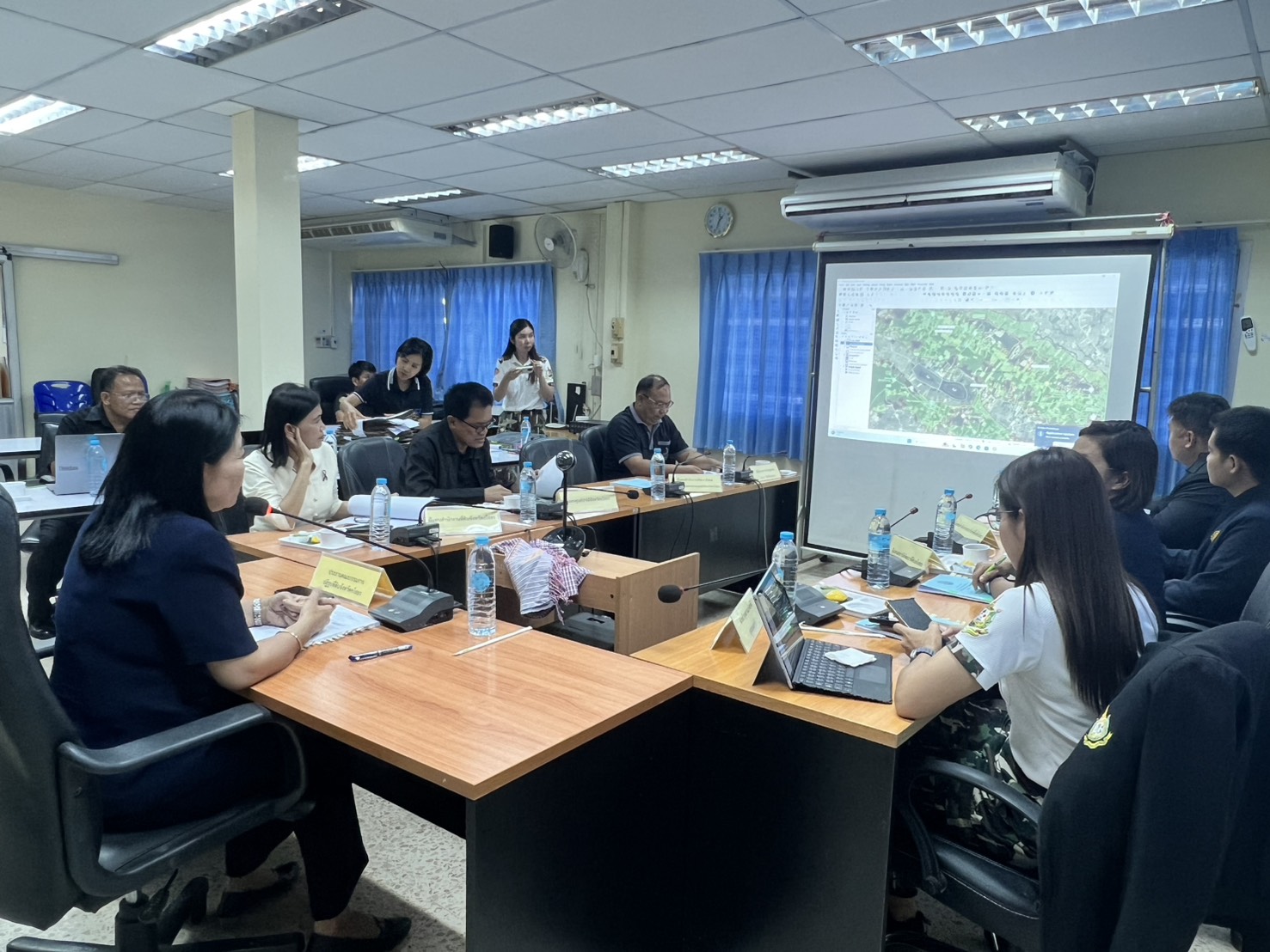 title - ส.ป.ก.ยโสธร เข้าประชุมคณะทำงานพิจารณาแนวเขตการจัดที่ดินให้แก่เกษตรกร กรณีเป็นที่ดินที่ไม่เคยจัดให้แก่บุคคลใดตามกฎหมายว่าด้วยการปฏิรูปที่ดินเพื่อเกษตรกรรม ครั้งที่ 1/2569 ณ ห้องประชุมสำนักงานการปฏิรูปที่ดินจังหวัดยโสธร